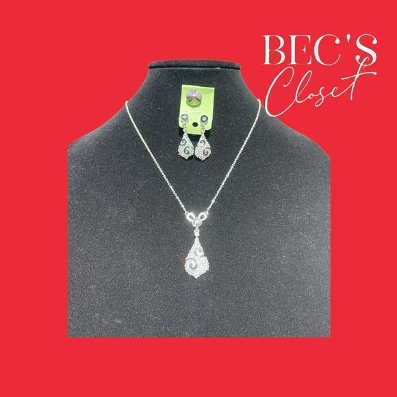 Fashion Jewelry Silver Tone Black Swirl Cut Glass - Picture 6 of 6